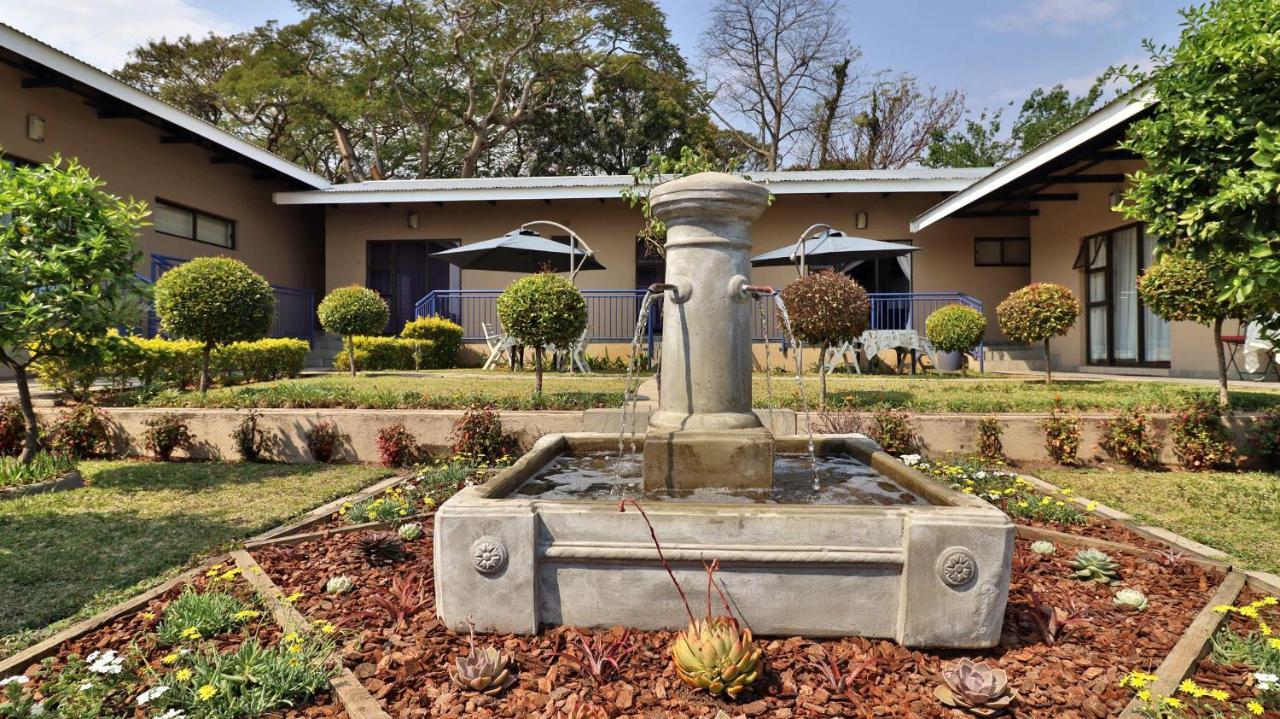 Guest House Mamma Mia Mbombela ภายนอก รูปภาพ
